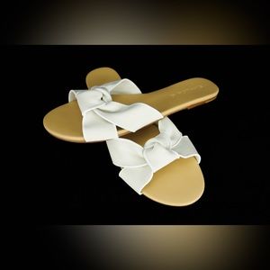 Rothy’s NIB The Knot Sandals